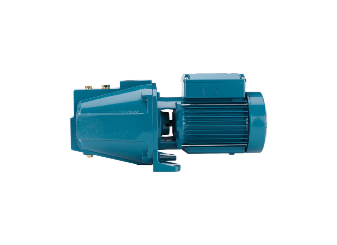 Calpeda NGM 5/16 cast iron jet pump with brass impeller, self-priming and jet-assisted for water transfer.