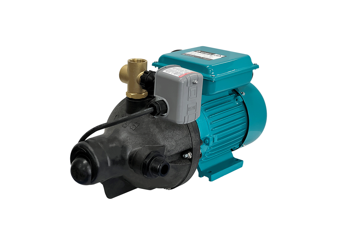 Onga 543 jet pump with thermoplastic body, self-priming, jet-assisted irrigation pressure pump, closed impeller design.